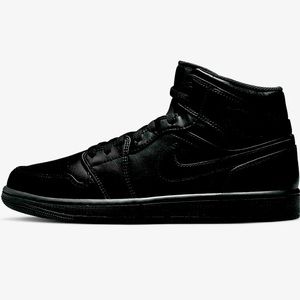 Nike Men’s size 9 1/2 New and never worn Black Jordan Mids